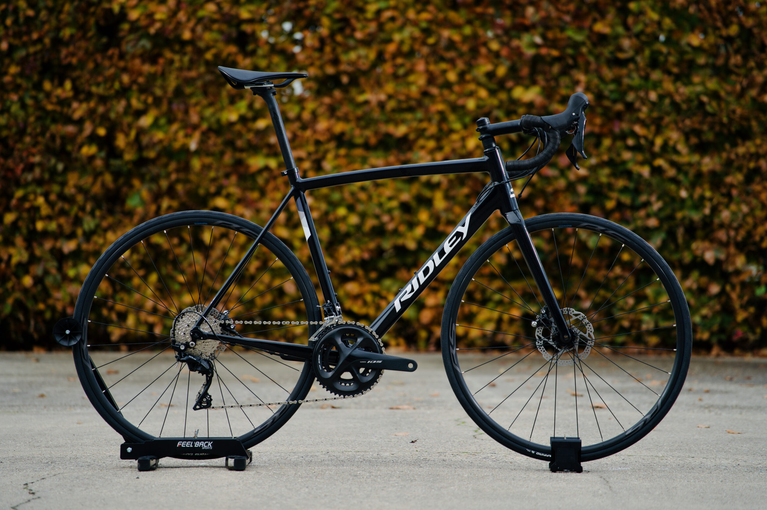 Ridley Fenix SLA Shimano 105 Disc 11 speed Maat M Kopen VELOPRO Ridley Fenix SLA Shimano 105 Disc 11 speed Maat M Kopen VELOPRO
