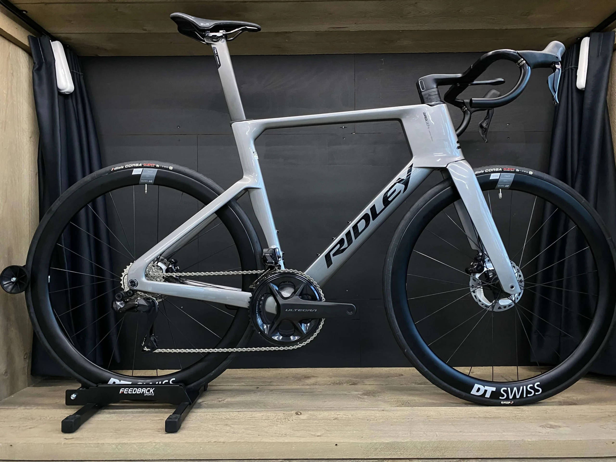 VELOPRO - Noah Ultegra Di2 NH301As(M) Ridley Noah 3.0 Disc Shimano Ultegra Di2 2x12 - Maat M - Afbeelding 1